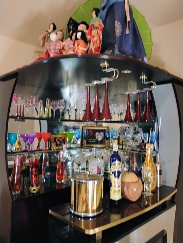 Custom Bar