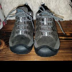 Keen Tarshee Hiking Shoes 