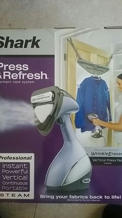 Garment steamer.....new