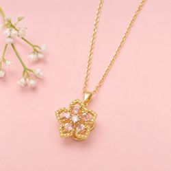 Rotating Pink flower Necklace
