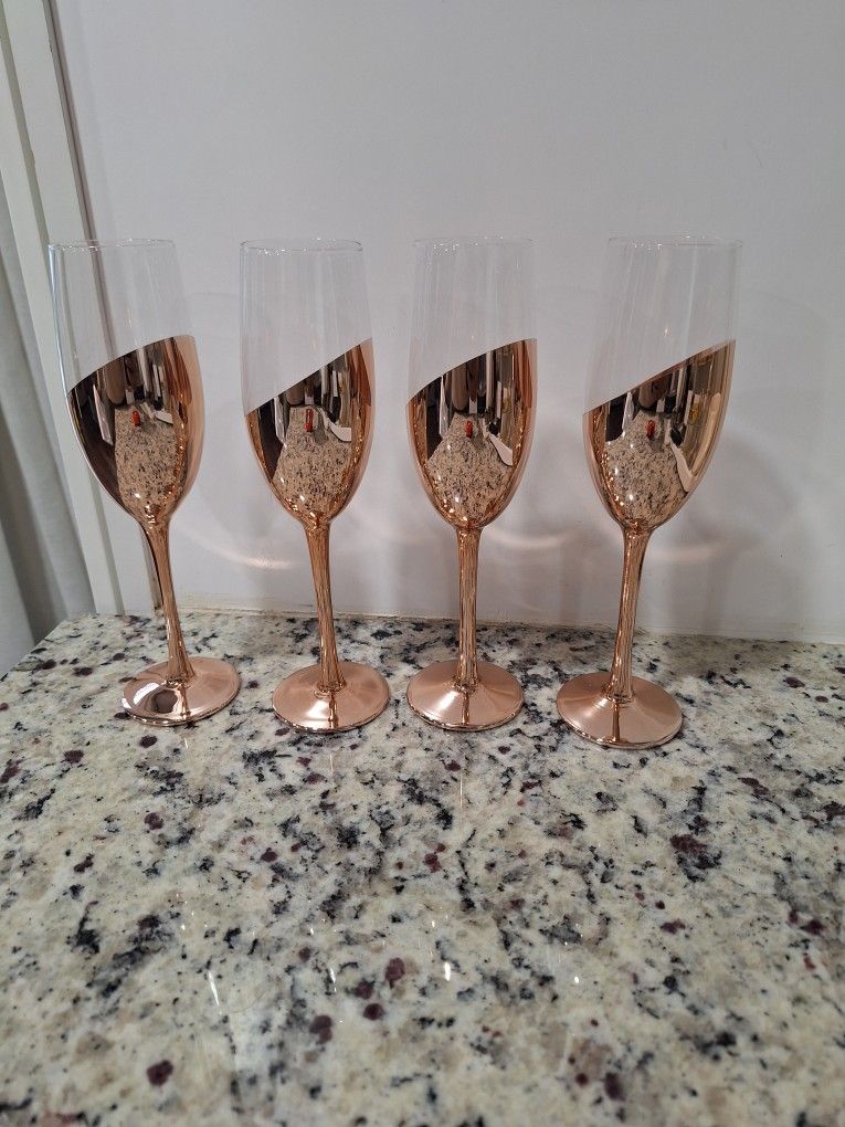 NEVER USED 4 Rose Gold Champagne Flutes Glasses-6oz