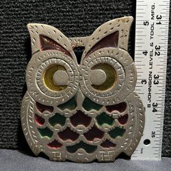 Vintage 1970’s-1980’s Cast Iron Owl Stained Glass Hot Plate Rest 