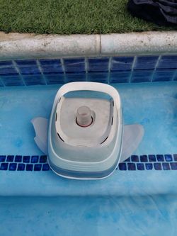 HAYWARD POOL VACUUM CLEANER