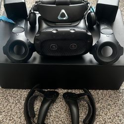HTC Vive Cosmos Elite VR Headset