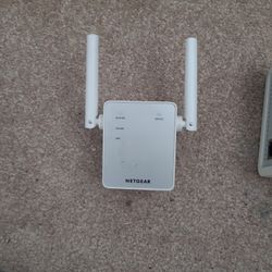 Netgear EX3700 Wifi Range Extender