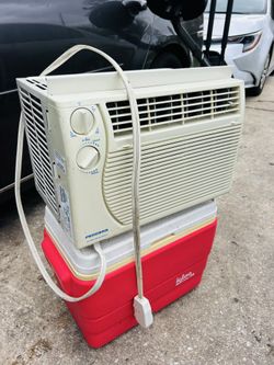 Air conditioning for window BTU 6000 The air works very well, the very cold air 🥶