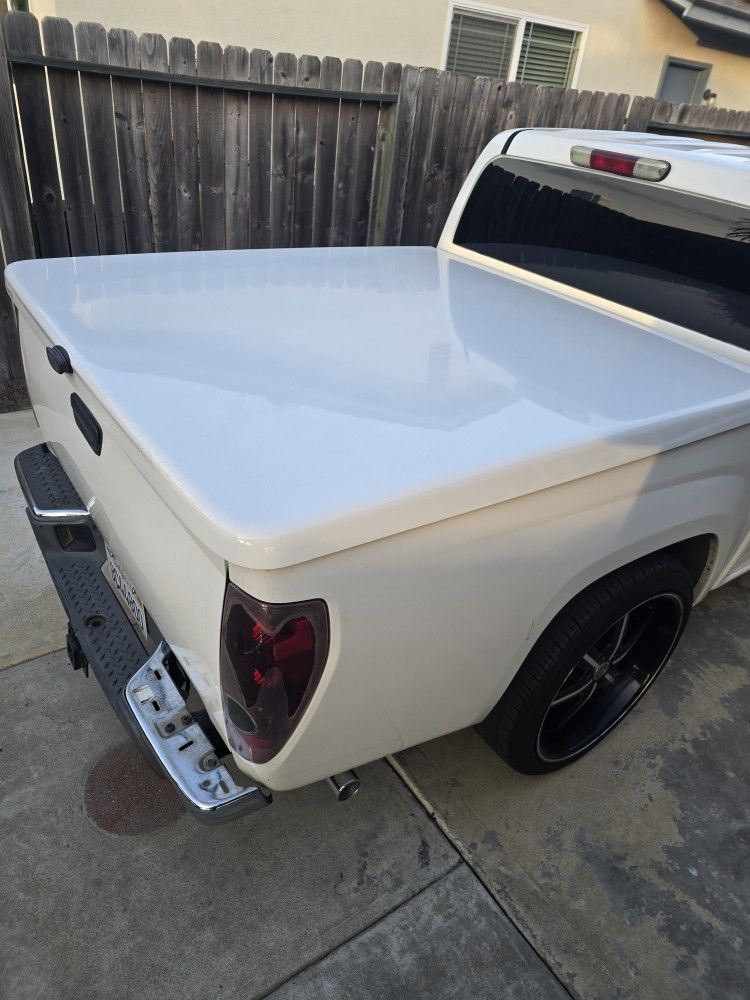 TONNEAU COVER