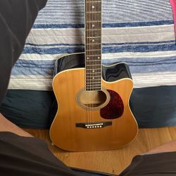 Rouge Acoustic/electric  Guitar 