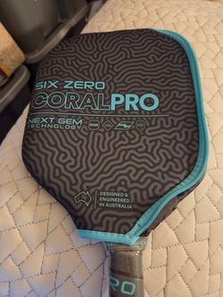 Brand new pickel ball paddle