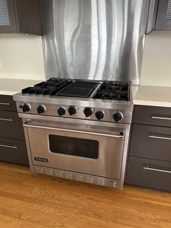 Viking Range 36” Dual-Fuel Gas + Electric With Grill