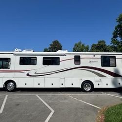 2000 Fleetwood Discovery 37V Pearl White 50th Anniversary Diesel Pusher Low Miles!