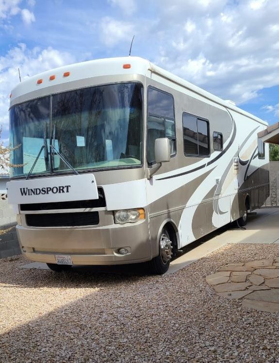 2004 FLEETWOOD PACE ARROW