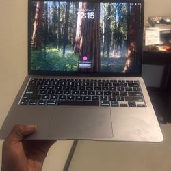 MacBook Air M1 2020