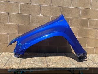 2015 2016 2017 2018 2019 2020 2021 2022 Colorado Left Driver Fender OEM used  8/26