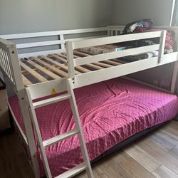 Child’s Bunk Bed With Queen Size Mattress 