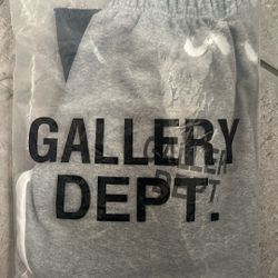 Gallery dept sweats L
