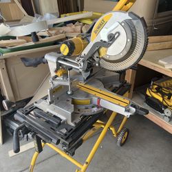 Dewalt Sliding Double Bevel Miter Saw with Rolling Cart