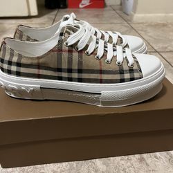 Burberry Shoes