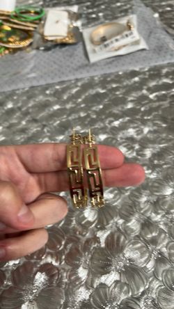Errands with Roman design