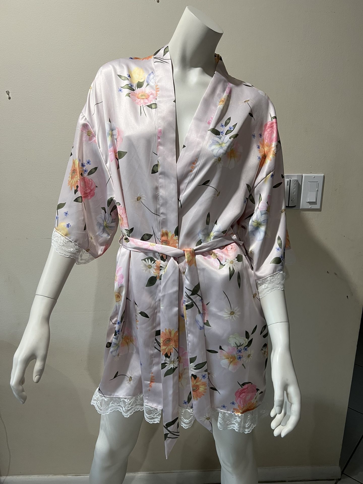 Claire’s Women Sleepwear/robe/gown/mom/brand new