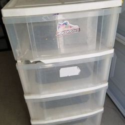 $5 White Clear 4 Drawer Plastic Storage Has A Broken Edge But Can Still Be Used