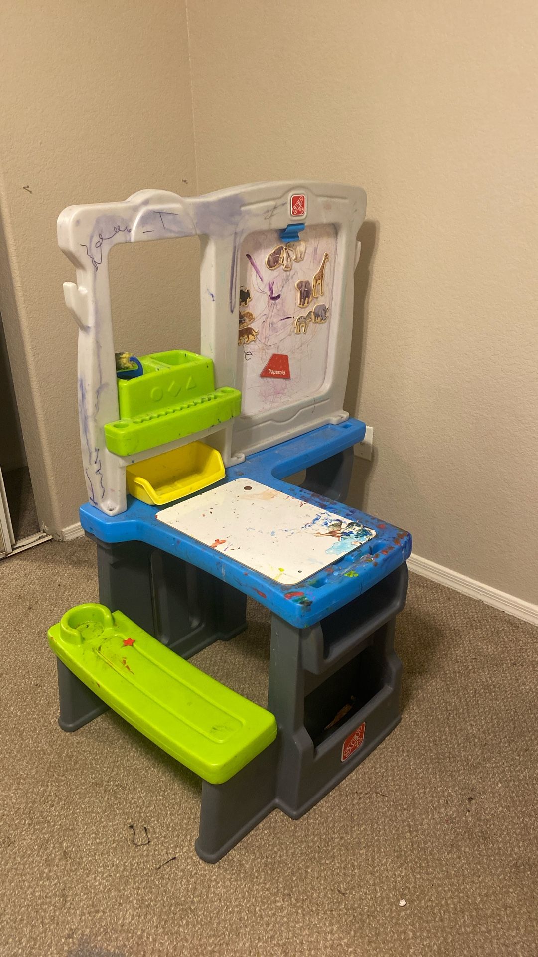 Step2 child’s easel