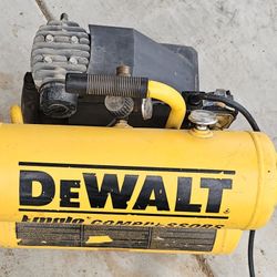 DEWALT EMGLO COMPRESSOR 
