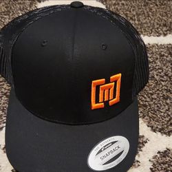 Yupoong trucker snapback