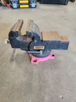 5" Bench Vise