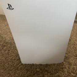 PlayStation 5 (PS5) 