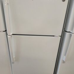 Top Freezer Refrigerator Used In Good Condition With 90days Warranty From $350 Up To $375