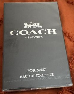 Colognes And Perfumes 