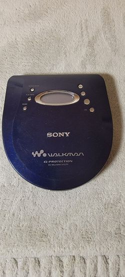 CD player (free, it won't turn on)