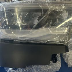 Headlamp 2019-2022 Ram