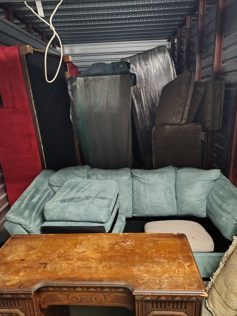 🏃‍♂️ FINAL DAYS – LIQUIDATION SALE in DORAVILLE! 🏃‍♀️

We’re relocating and clearing out EVERYTHING — furniture, electronics, jackets, and more!
🔥 