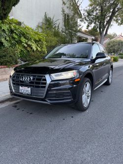 2018 Audi Q5 · 2.0T Quattro Premium Sport Utility 4D