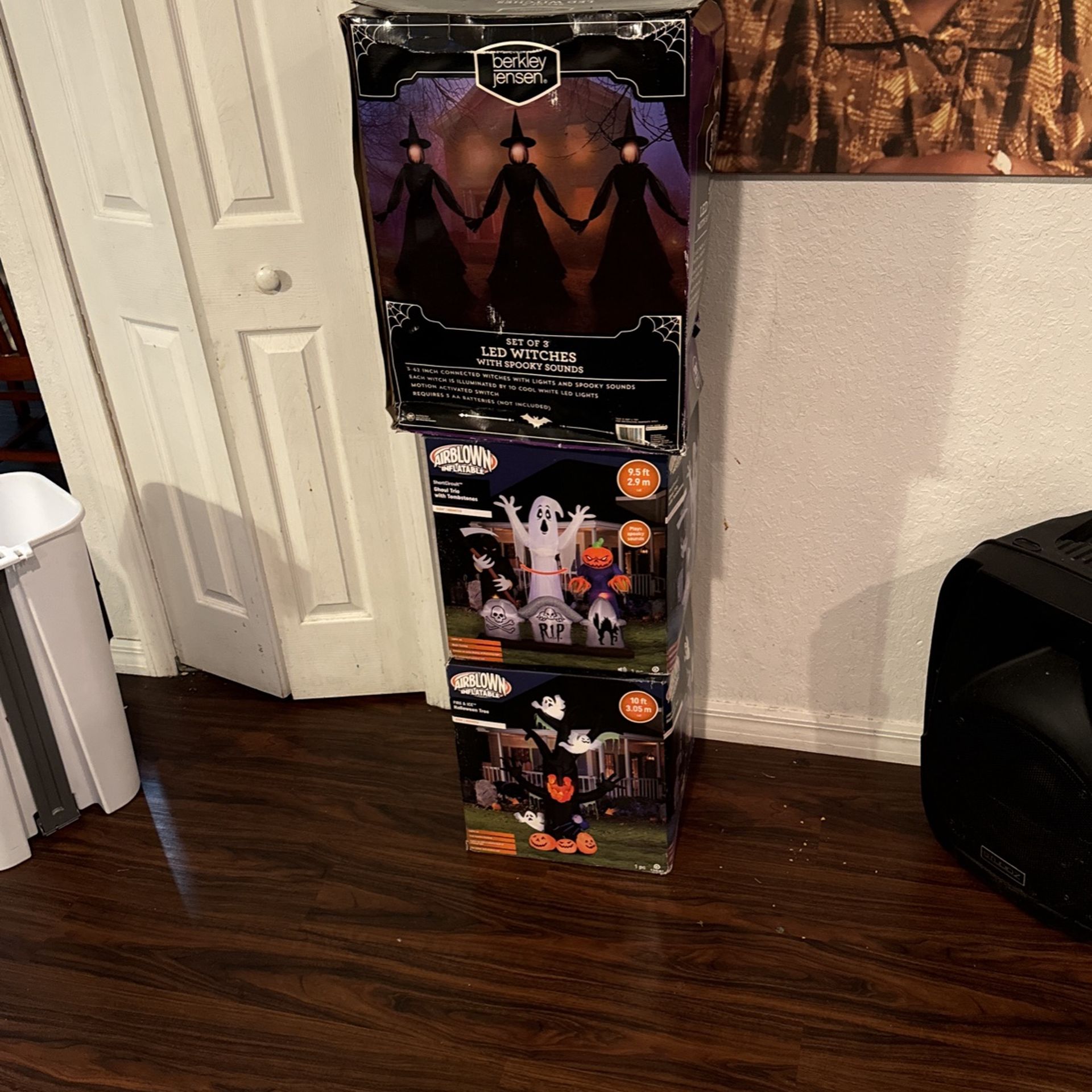 Halloween decorations With Inflatables