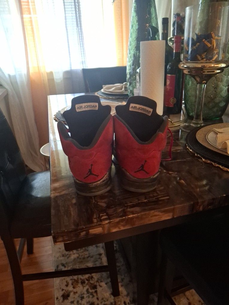 Jordan Raging Bull 5s