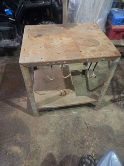 Welding table