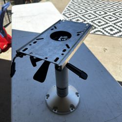 Boat Chair Pedestal 