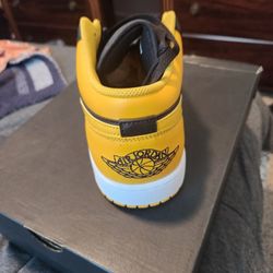 Air Jordan 1 Low 