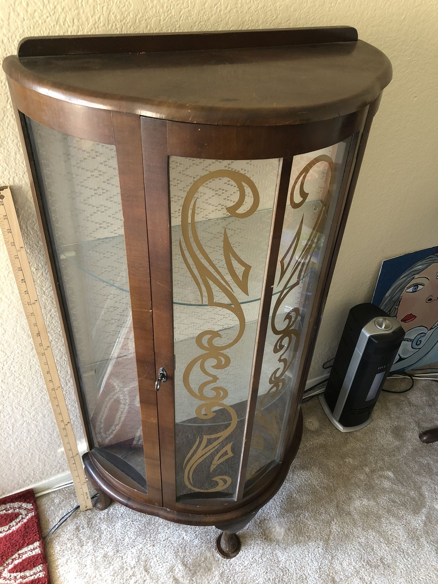 1940s Beautiful Curio Cabinet