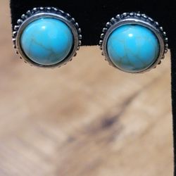 Turquoise Round Post Earrings 