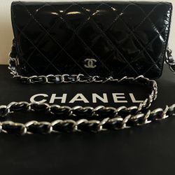 Authentic Chanel Large Wallet On Chain 