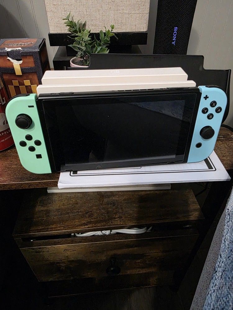 Nintendo Switch Animal Crossing Edition