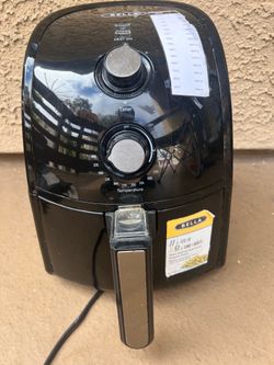 BELLA air fryer in good working condition