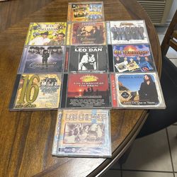 11 CDS DE MÚSICA TODO A $50.00