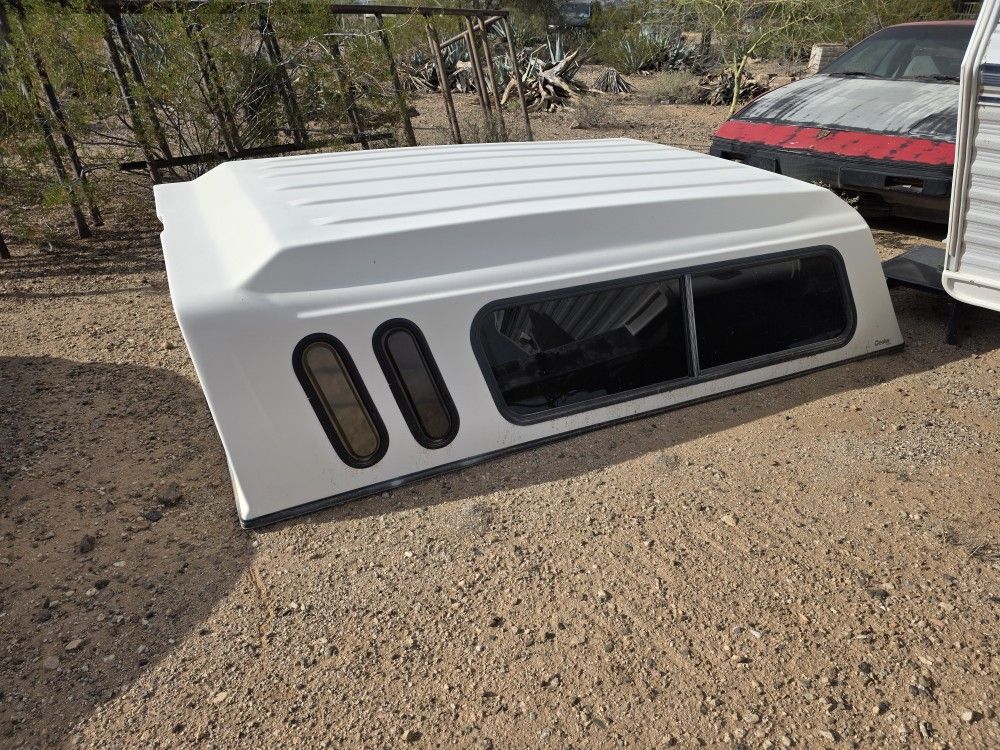 Century Fiberglass Camper Shell