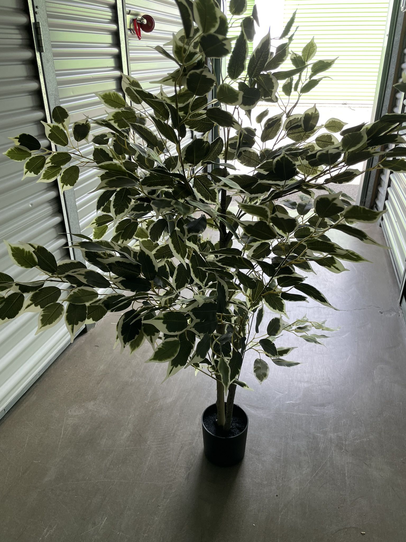 Artificial Plant
