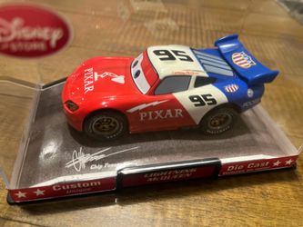 Disney Pixar Cars Lightning McQueen USA Die-Cast Collectible
